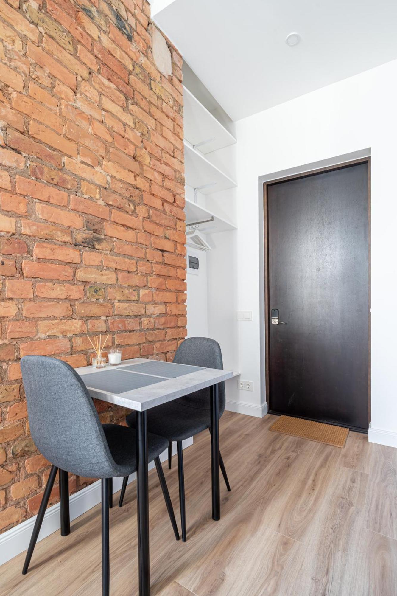 Prestigious Former Library Apartment - Perfect Location Riga Extérieur photo