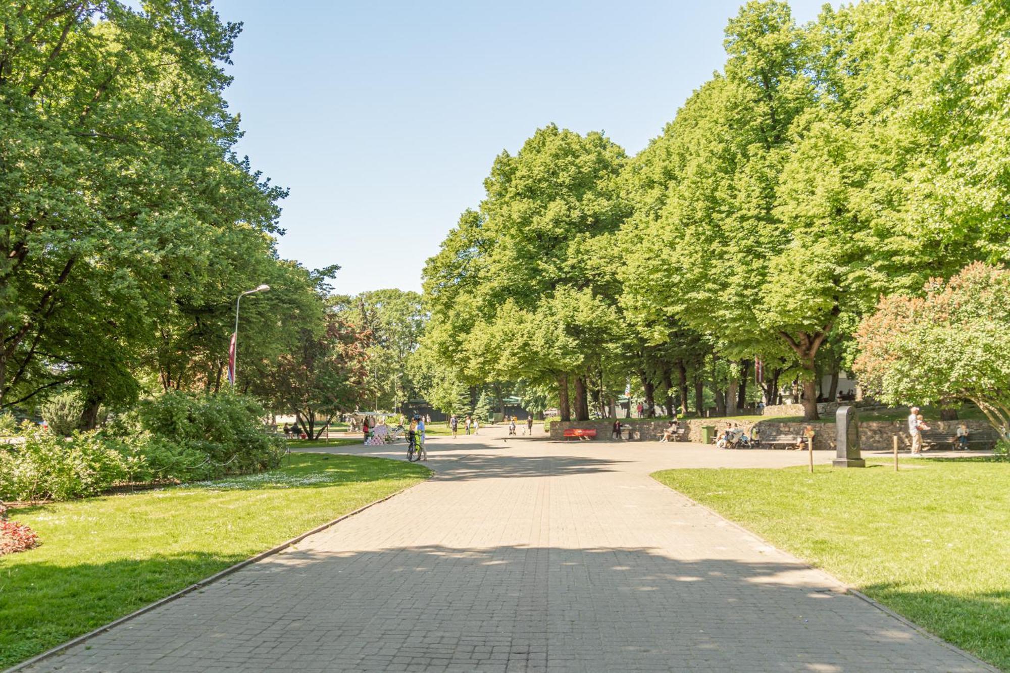 Prestigious Former Library Apartment - Perfect Location Riga Extérieur photo